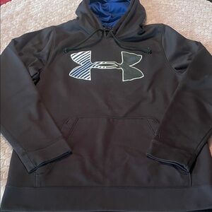 Under Armour men’s hoodie - size Small